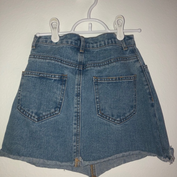 Brandy Melville Denim Skirt!! - Picture 2 of 5